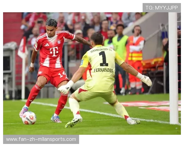 巴黎失利，拜仁2-1拿下比赛，梅开二度的迪亚斯表现抢眼，拜仁 2_3 不敌巴黎